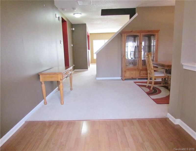 900 Poplar Forest Rg, Clover, SC 29710