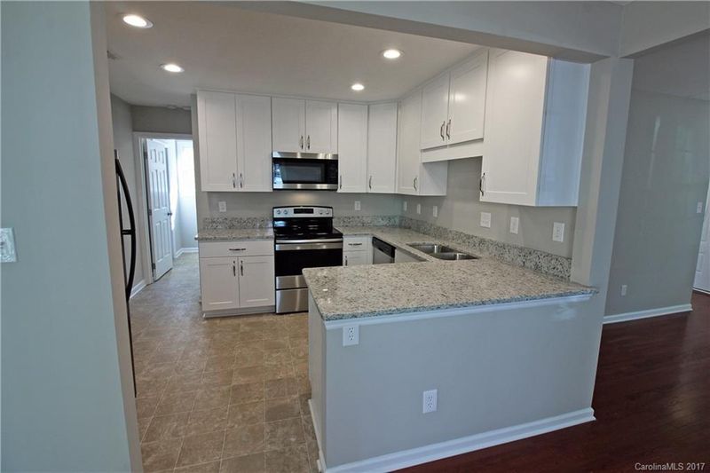 717 Mcalway Rd, Charlotte, NC 28211