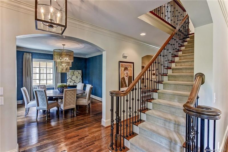 2020 Beverly Dr, Charlotte, NC 28207