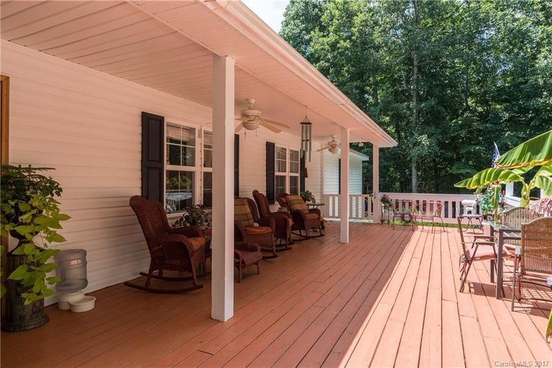 309 Edwards Rd, Mooresville, NC 28115