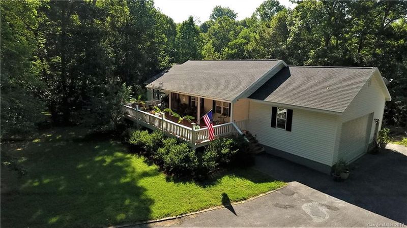 309 Edwards Rd, Mooresville, NC 28115