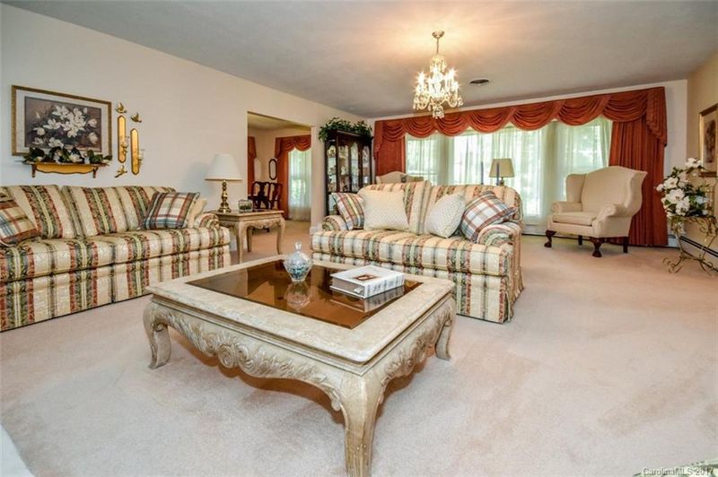 220 Augusta Dr #53, Statesville, NC 28625