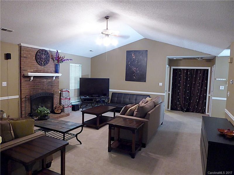 2507 Olde Whitehall Rd #33, Charlotte, NC 28273