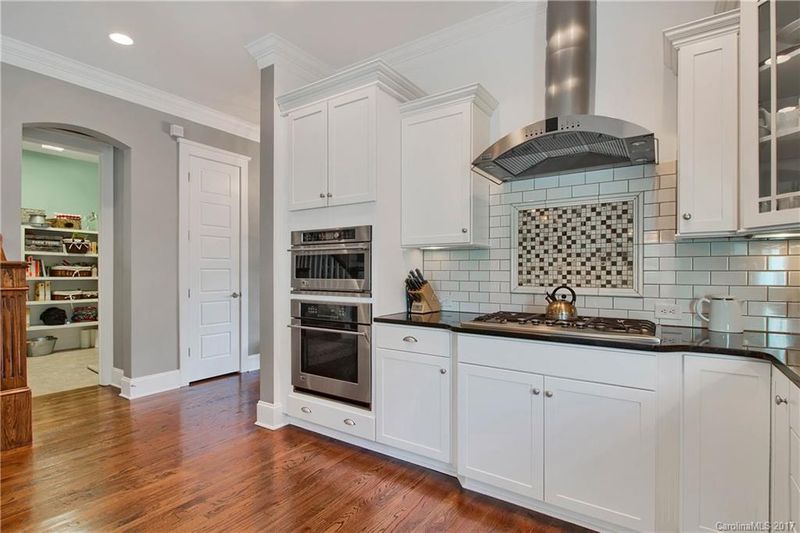 5699 Morris Hunt Dr, Fort Mill, SC 29708