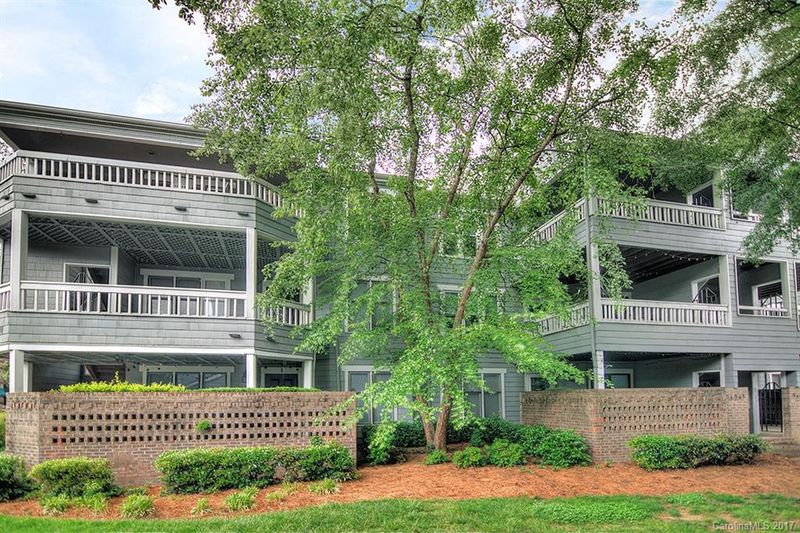 433 W 8th St #2, Charlotte, NC 28202