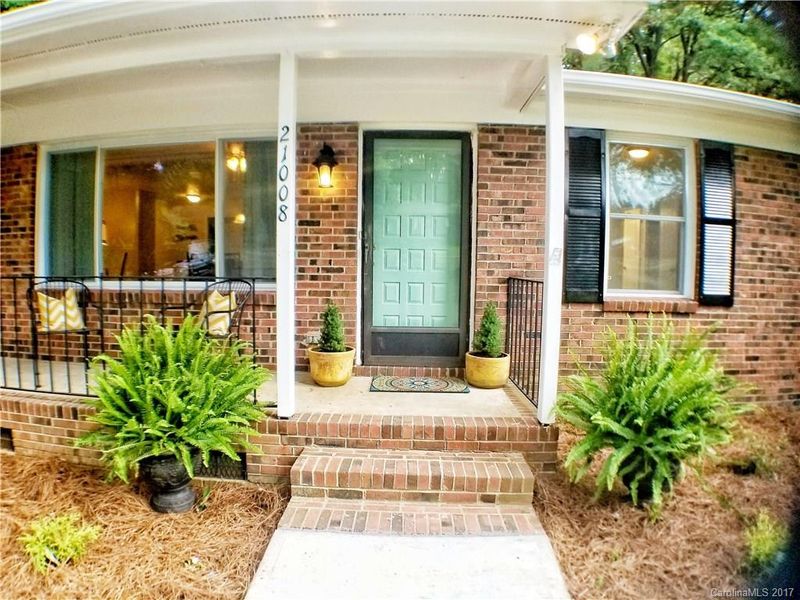 21008 Academy St, Cornelius, NC 28031