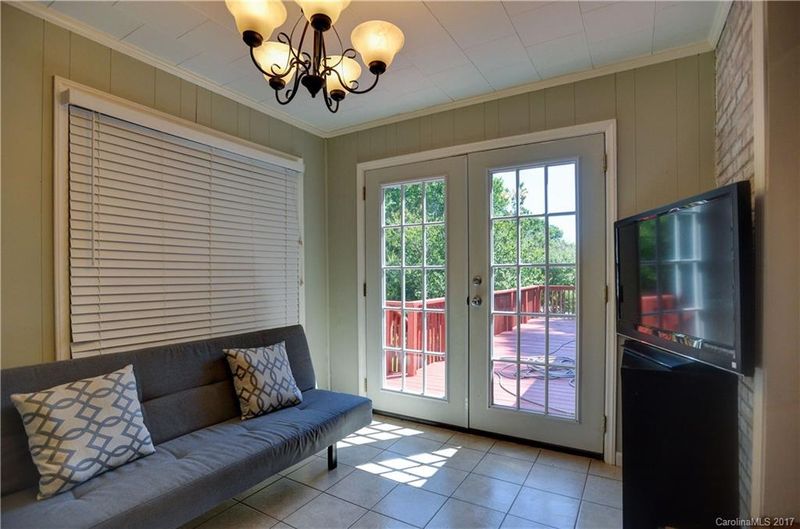 1005 Oklahoma St, Kannapolis, NC 28083