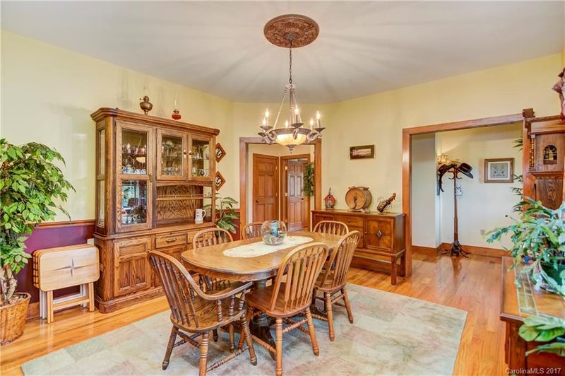 5258 E Bandys Crossroad St, Catawba, NC 28609