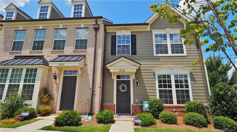 22306 Market St #701, Cornelius, NC 28031