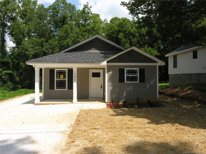 726 Broad St, Kannapolis, NC 28081