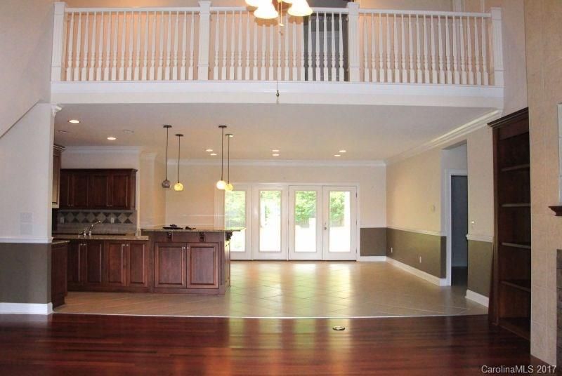 3705 Steve Ikerd Dr, Hickory, NC 28601