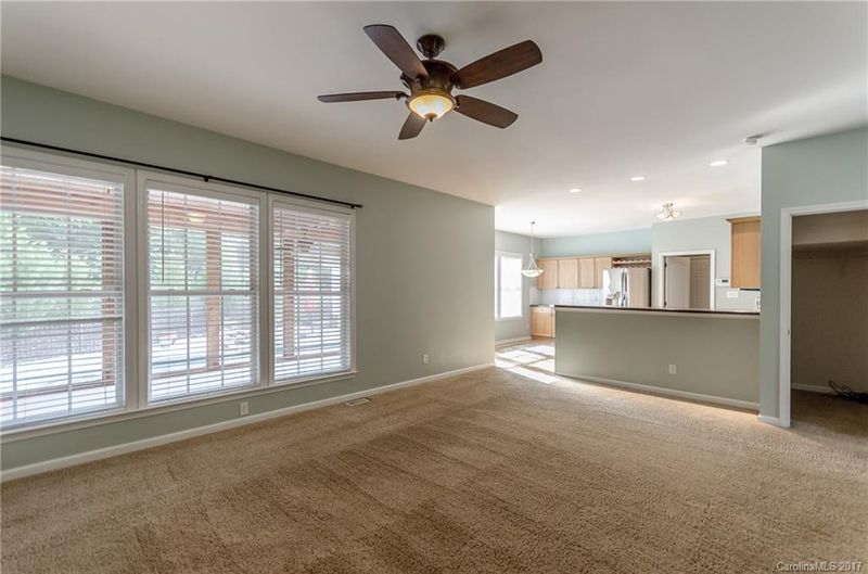 8125 Hickory Knoll Ln, Mint Hill, NC 28227