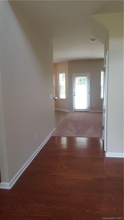 2415 Lakeview Cir, Matthews, NC 28105