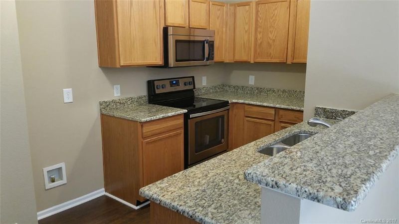 7520 Monarch Birch Ln, Charlotte, NC 28215