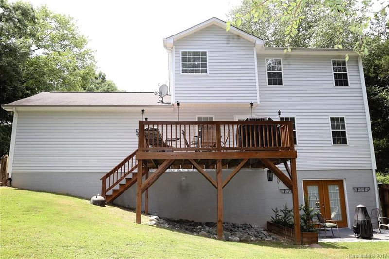 1206 Abbey Ln, Concord, NC 28025