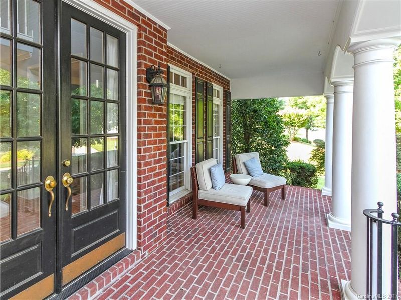 11106 Parkleigh Dr, Charlotte, NC 28262