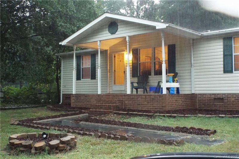 3565 India Hook Rd #1, Rock Hill, SC 29732