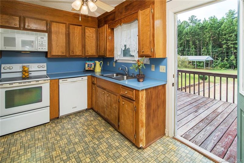 118 Connor Rd, Stanley, NC 28164
