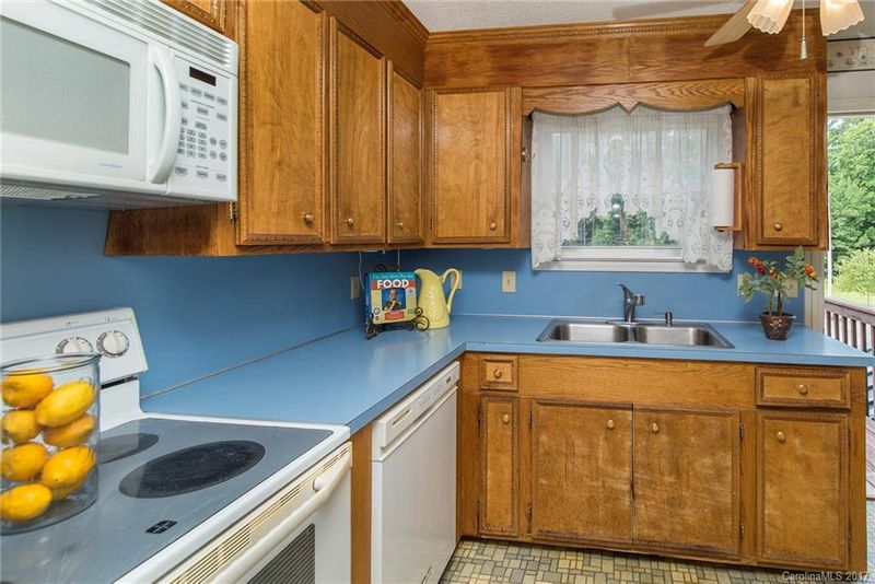 118 Connor Rd, Stanley, NC 28164