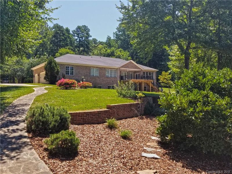 2888 Cherry Ln, Denver, NC 28037