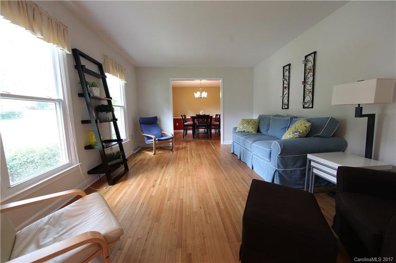 2527 Roundabout Ln, Charlotte, NC 28210