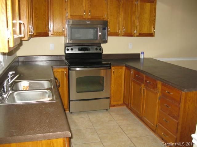 109 Stillwell St, Dallas, NC 28034