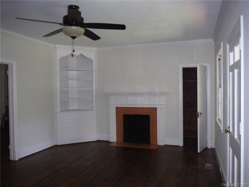 1800 S Point Rd, Belmont, NC 28012