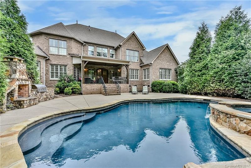 9511 Blackgold Cir, Waxhaw, NC 28173