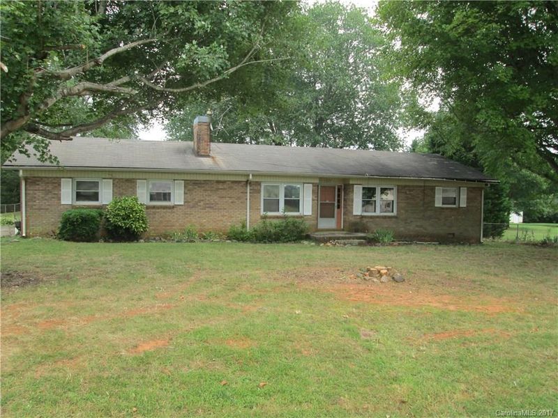 270 E Lackey Farm Rd, Stony Point, NC 28678