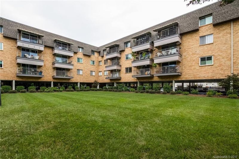 1323 Queens Rd #225, Charlotte, NC 28207