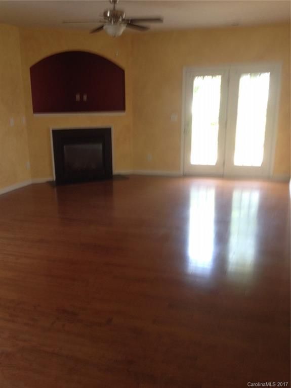 19617 Denae Lynn Dr #411, Cornelius, NC 28031