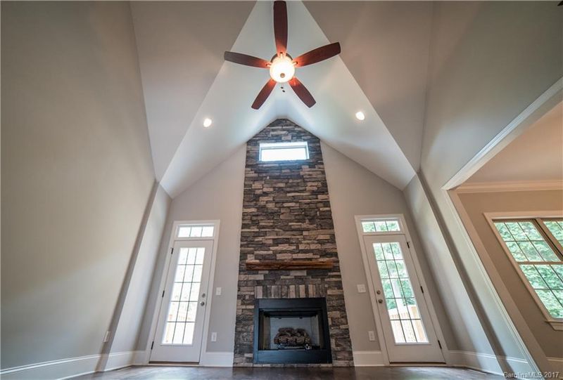2599 Ashbourne Dr, Gaston, NC 28056