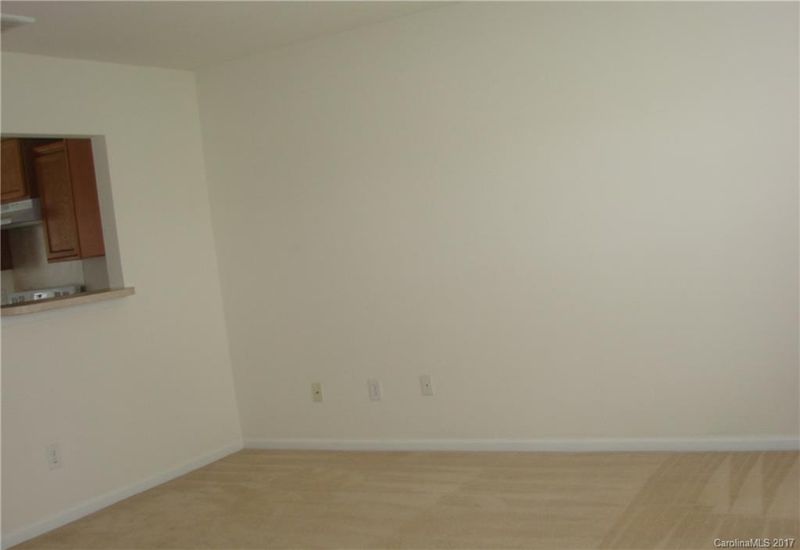 2129 Sebastiani Dr, Charlotte, NC 28214
