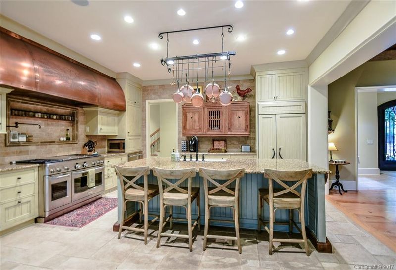 20220 Nighthawk Cir, Davidson, NC 28036