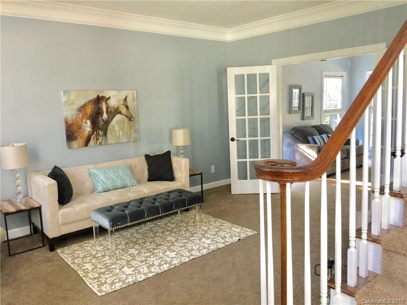 4811 Oak Bend Ct, Charlotte, NC 28215