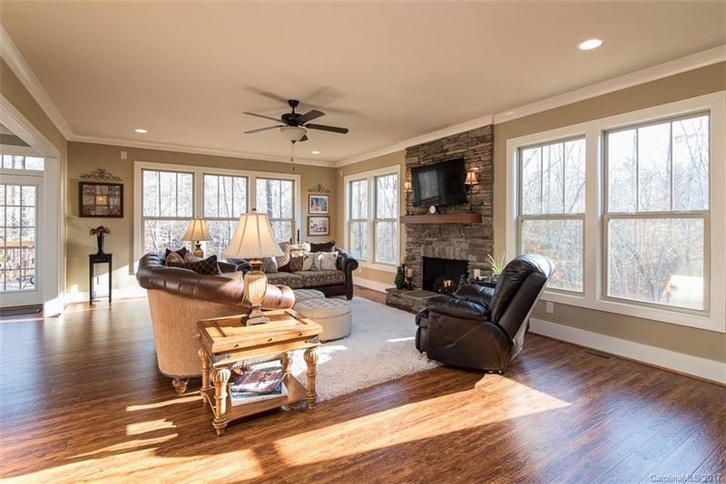 5710 Stone Mill Rd, Waxhaw, NC 28173