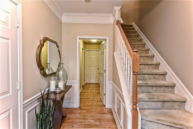 3058 Castleberry Ct, Charlotte, NC 28209