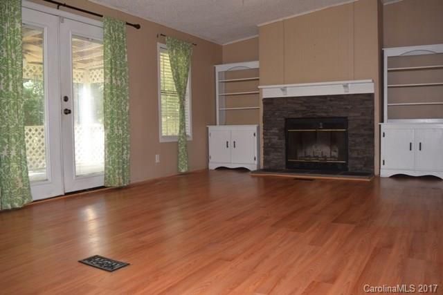 1555 Hall Rd, Chester, SC 29706
