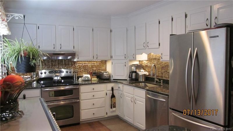 6215 Denny Rumple Rd, Kannapolis, NC 28081