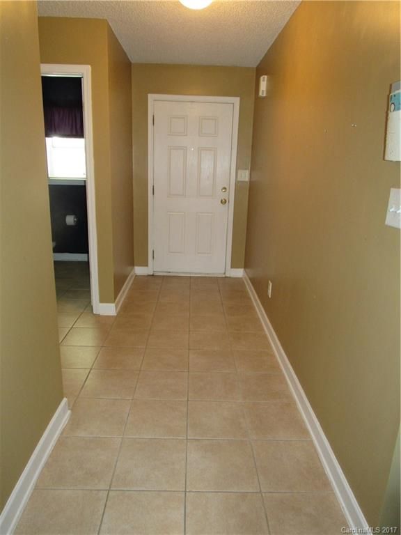 412 Glencroft Dr, Wingate, NC 28174