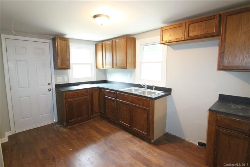 5636 Lewis Rd, Gastonia, NC 28052