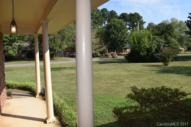 636 Stratford Ln, Rock Hill, SC 29732