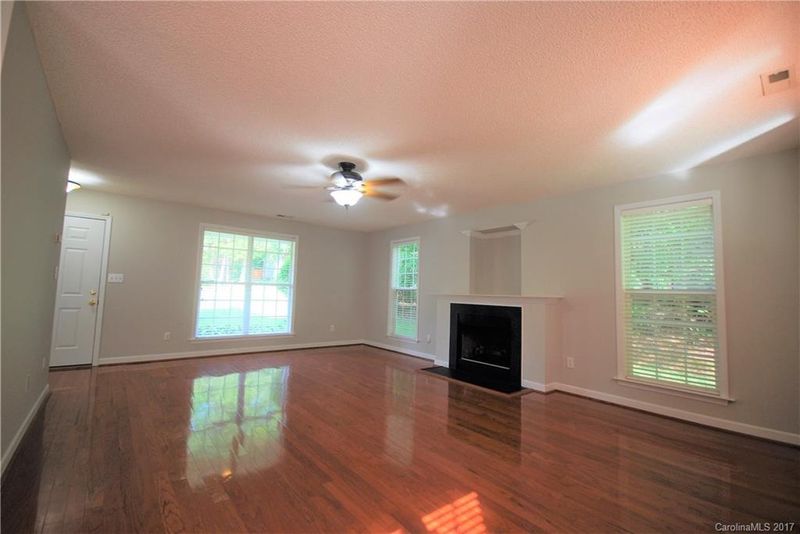 2109 Brandywine Dr, Matthews, NC 28105