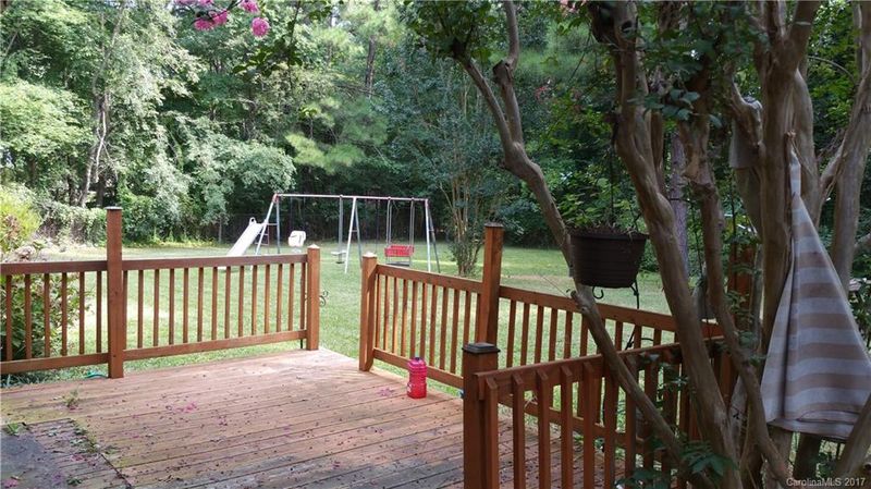 711 John St, Matthews, NC 28105