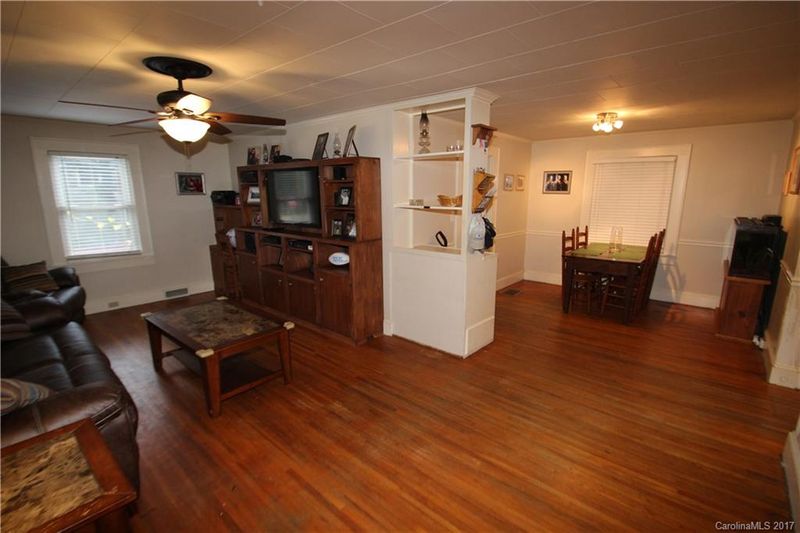 638 Hyde Park Dr NE, Concord, NC 28025