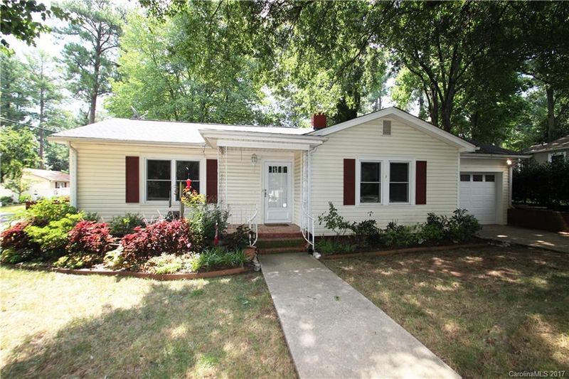 638 Hyde Park Dr NE, Concord, NC 28025