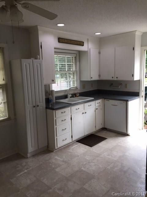 6500 Old Meadow Rd, Charlotte, NC 28227