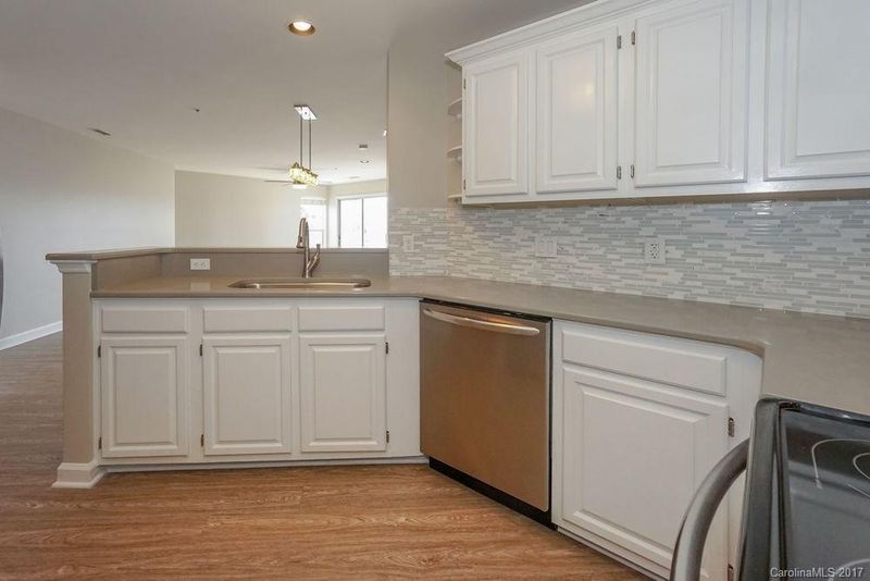 1023 Southwest Dr #1023, Davidson, NC 28036