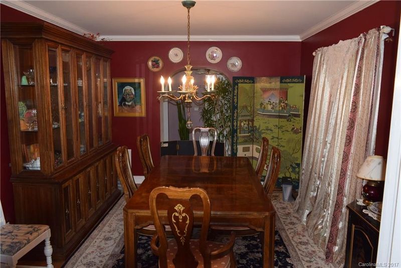 1715 Fairfield Dr, Gastonia, NC 28054