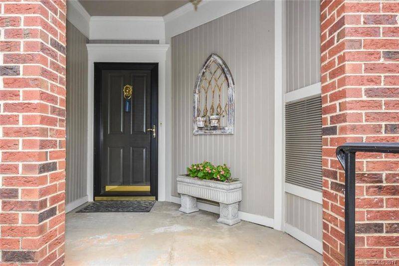 2104 Park Dr, Charlotte, NC 28204
